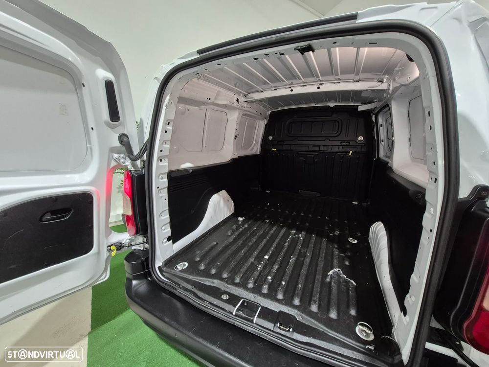 Peugeot Partner LONGA - 2023 - 100.000KM | GARANTIA | NAC - 3 LUG. - 6