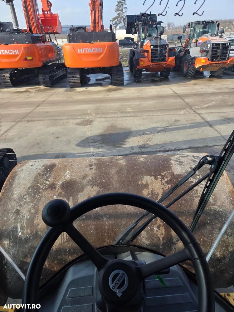 Volvo SD135B, 13,5t, latime tambur 2,3m, FULL OPTION, AC, oblon electric, GPS, antifurt, senzori pozitie, Anv 80% -ok, motor Volvo 150CP, Lung 6,1m, posibilitate leasing 4 ani, PROMOTIE 69.900 EUR+Tva - 38