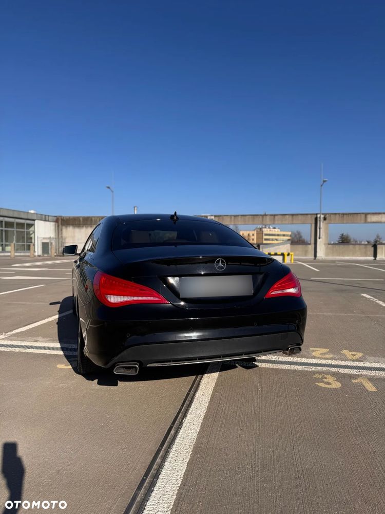 Mercedes-Benz CLA 180 d 7G-DCT AMG Line - 8