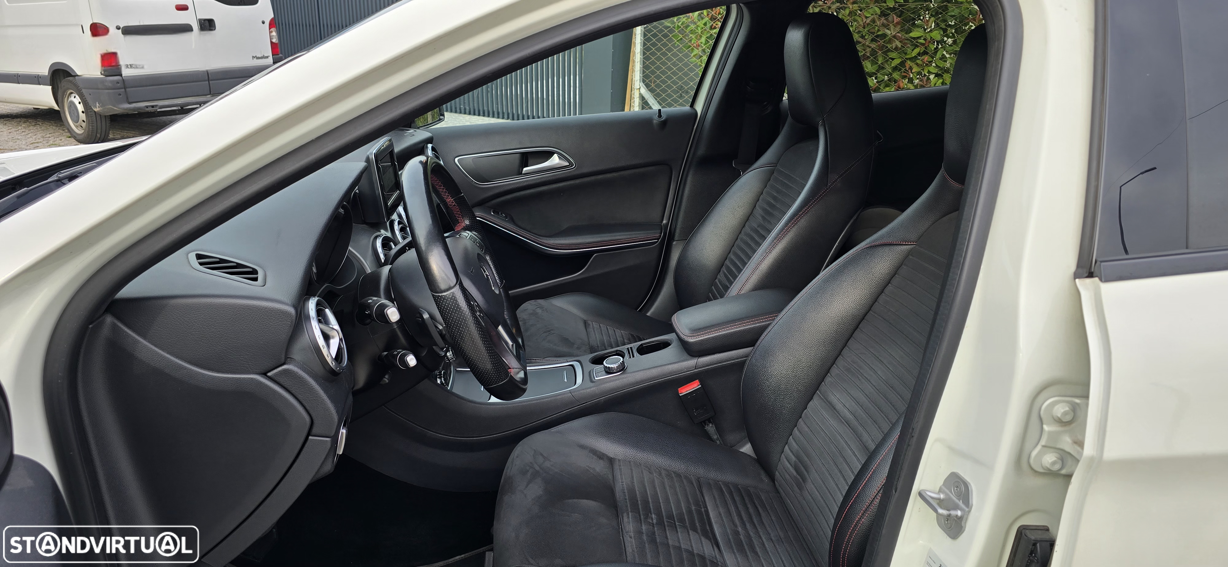 Mercedes-Benz GLA 220 CDI 7G-DCT AMG Line - 8