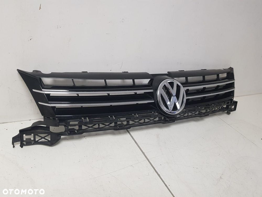 VW CADDY 2K5 10-15 GRILL ATRAPA ZDERZAKA 2K5853651 ORYGINAŁ - 3