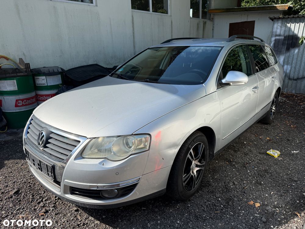 Volkswagen Passat 2.0 TDI DPF BlueMotion Technology Trendline - 2