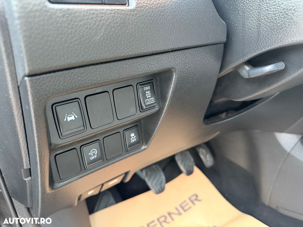 Nissan Qashqai 1.6 DCI ALL-MODE 4x4i TEKNA - 12