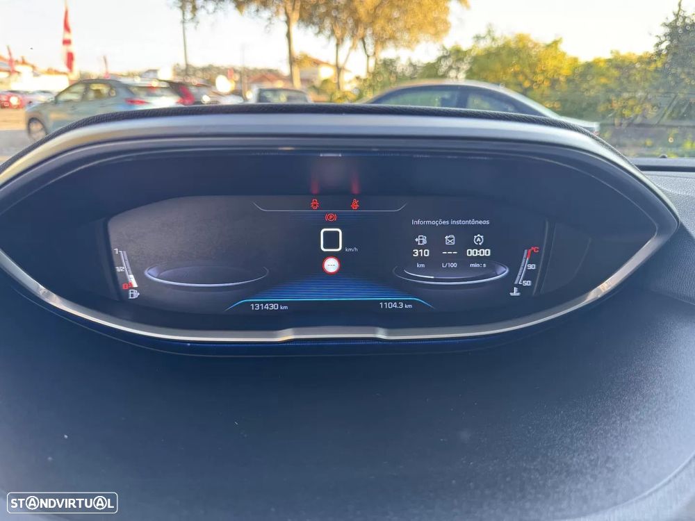 Peugeot 5008 1.6 BlueHDi Allure - 38