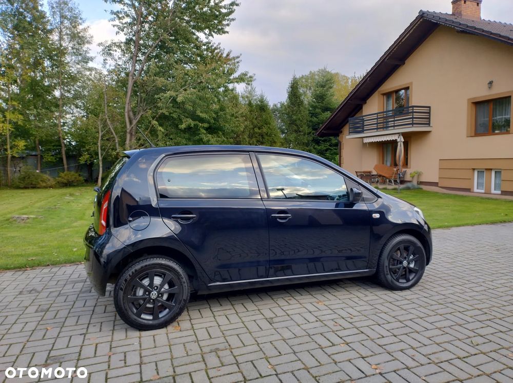 Volkswagen up! - 12