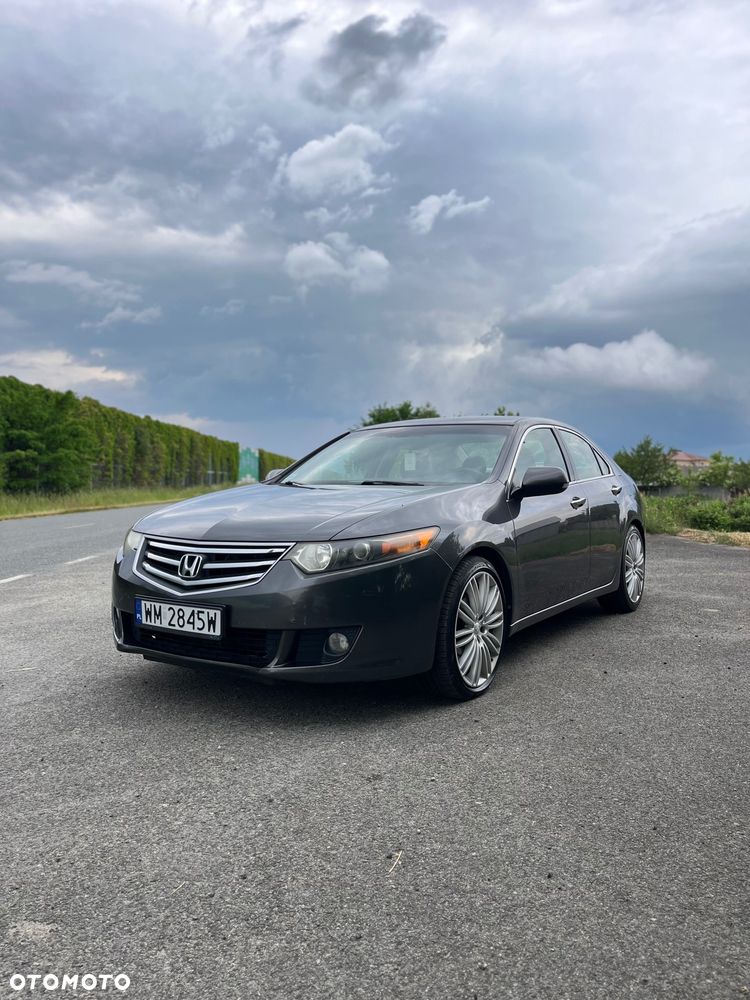 Honda Accord - 1
