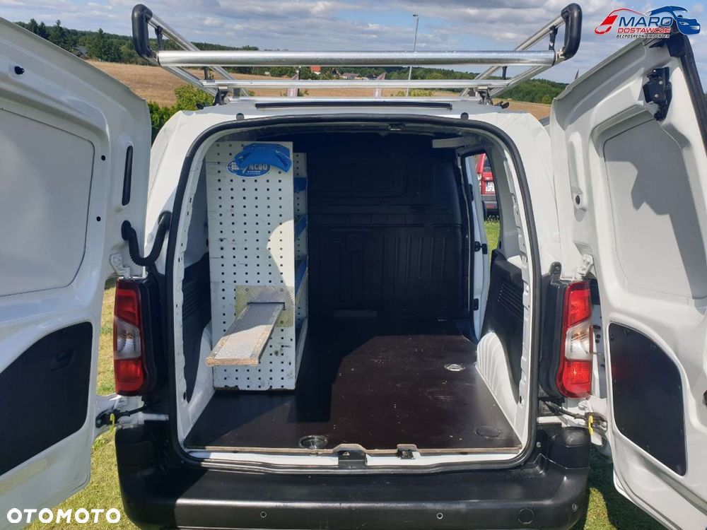 Opel COMBO ZABUDOWA WARSZTATOWA - 18