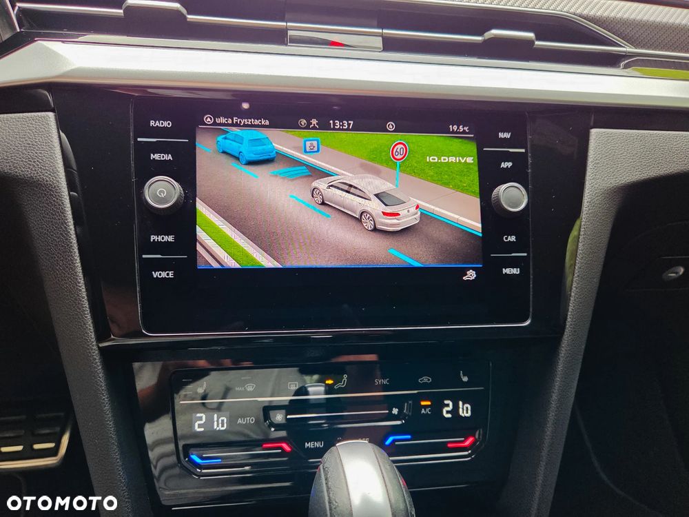 Volkswagen Arteon 2.0 TSI R-Line DSG - 19