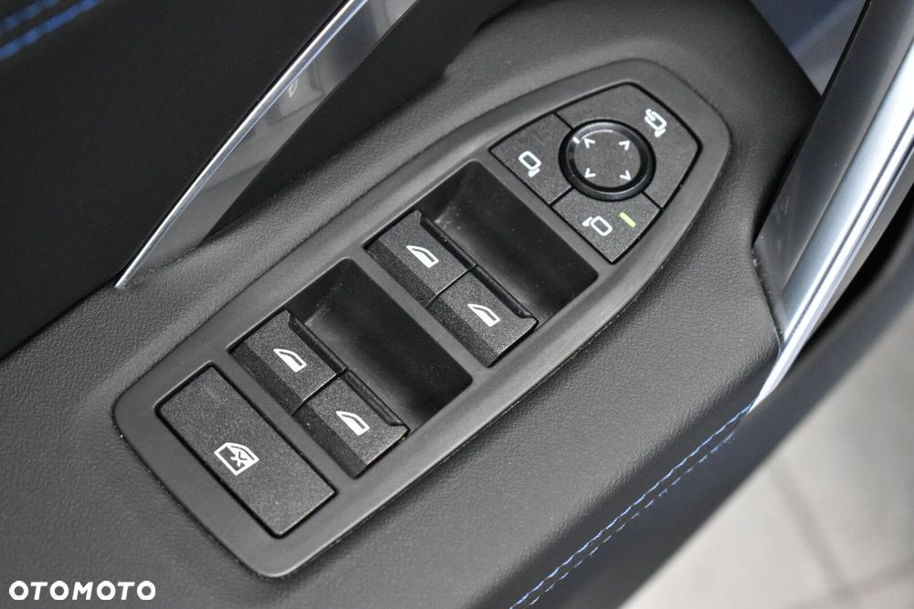 BMW X1 - 8