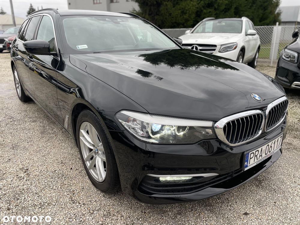 BMW Seria 5 520i Luxury Line