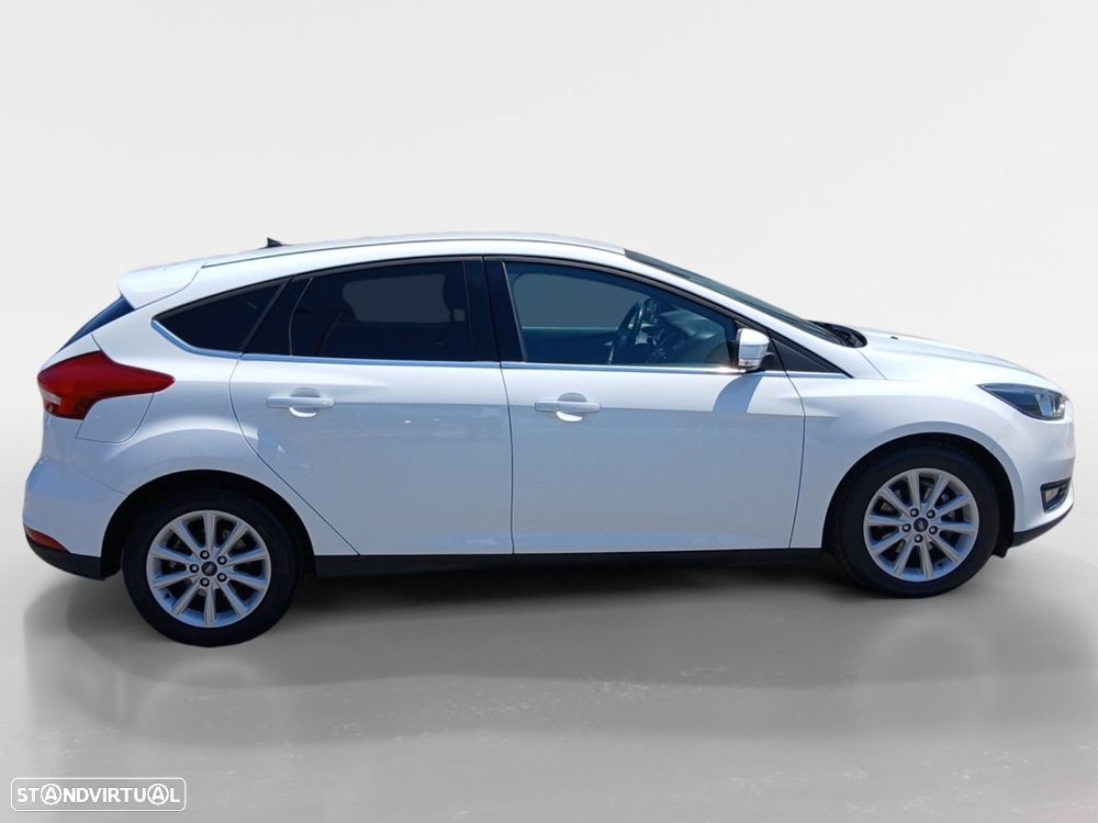 Ford Focus 1.0 EcoBoost Titanium - 6
