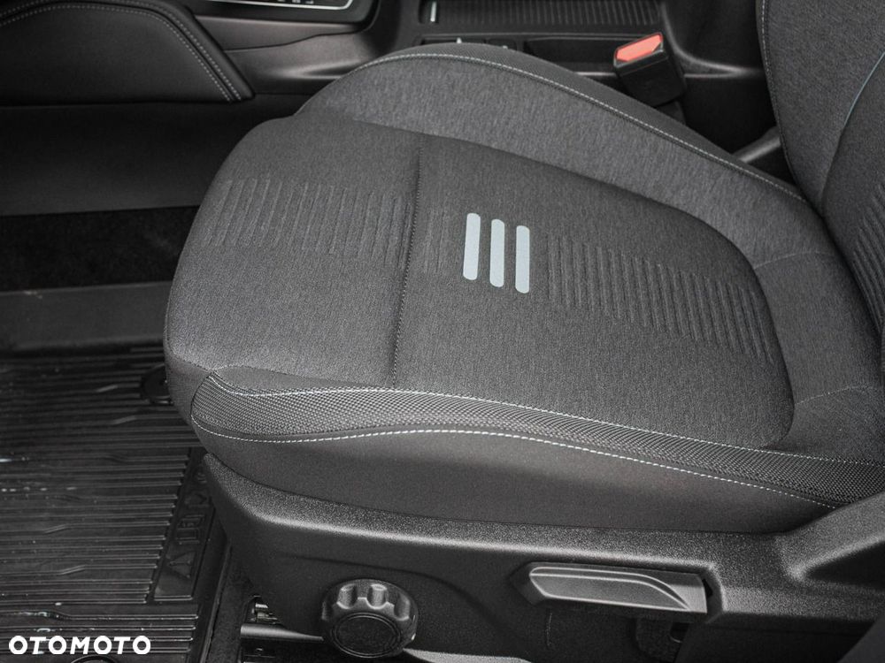 Ford Focus - 11