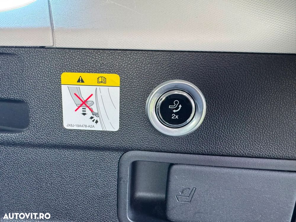 Ford Focus 1.5 EcoBlue Start-Stopp-System Aut. TITANIUM - 24