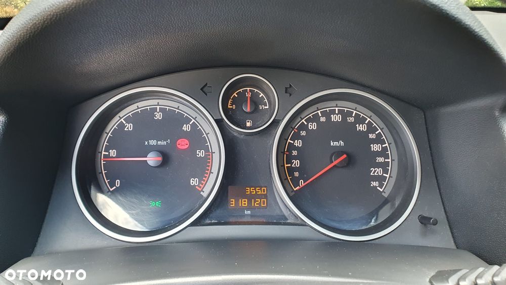 Opel Astra 1.7 CDTI - 19