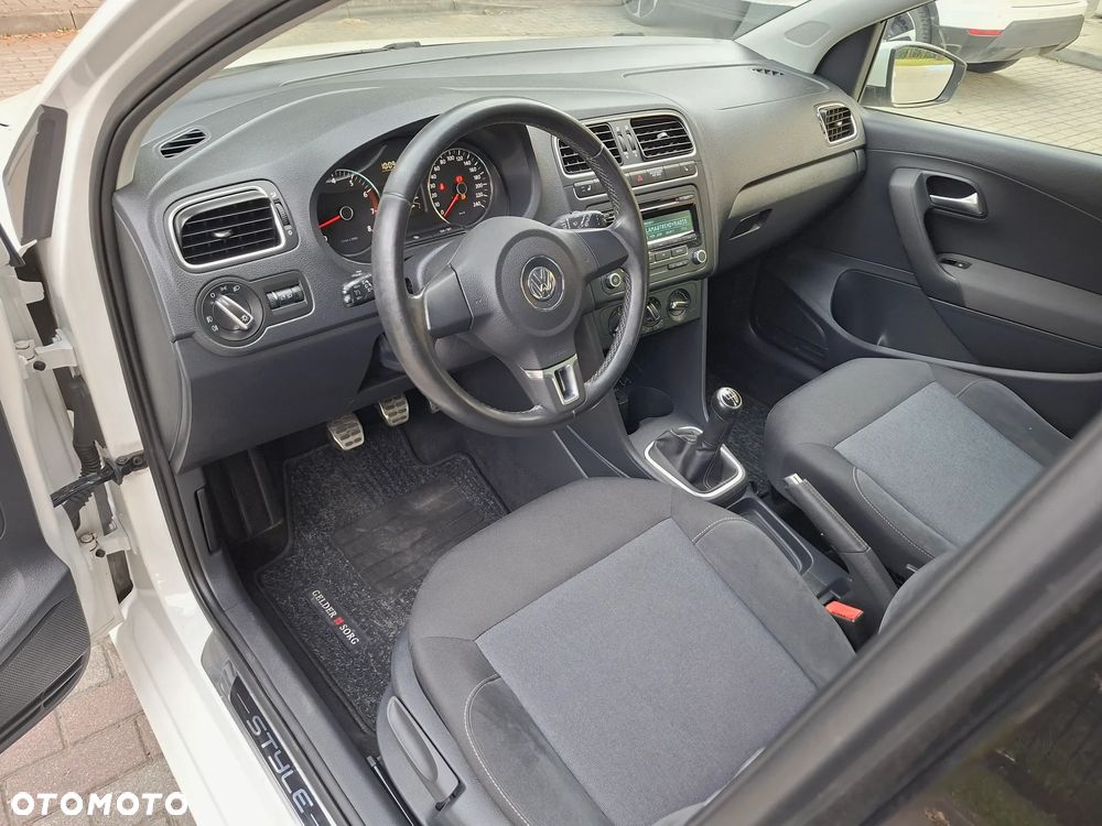 Volkswagen Polo 1.2 Style - 13