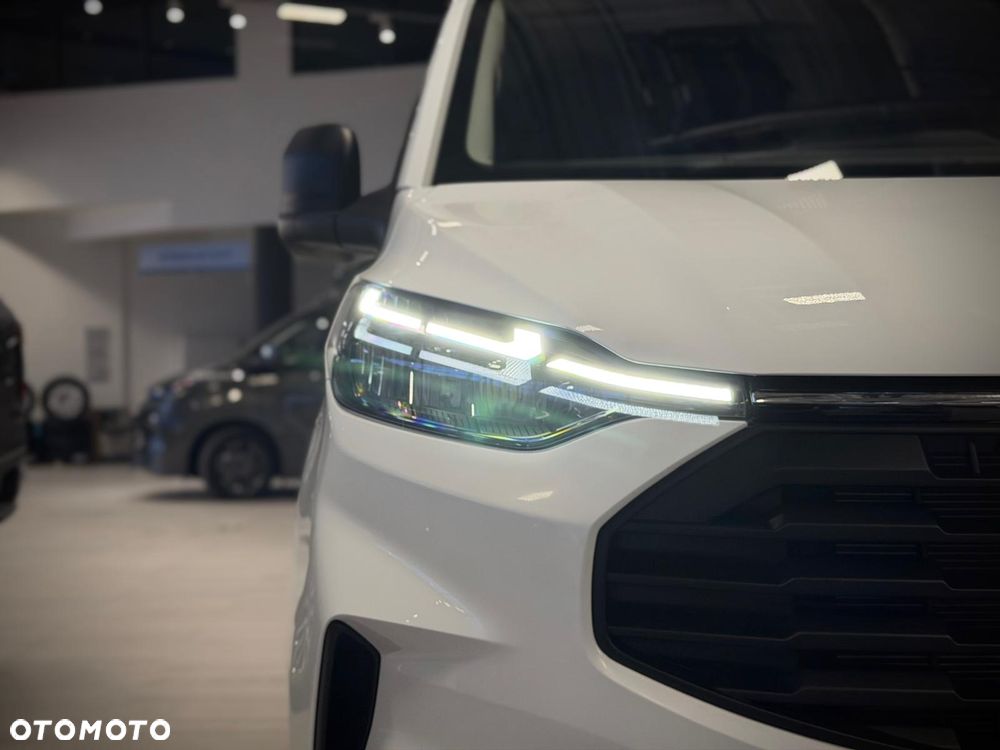 Ford Transit Custom - 10