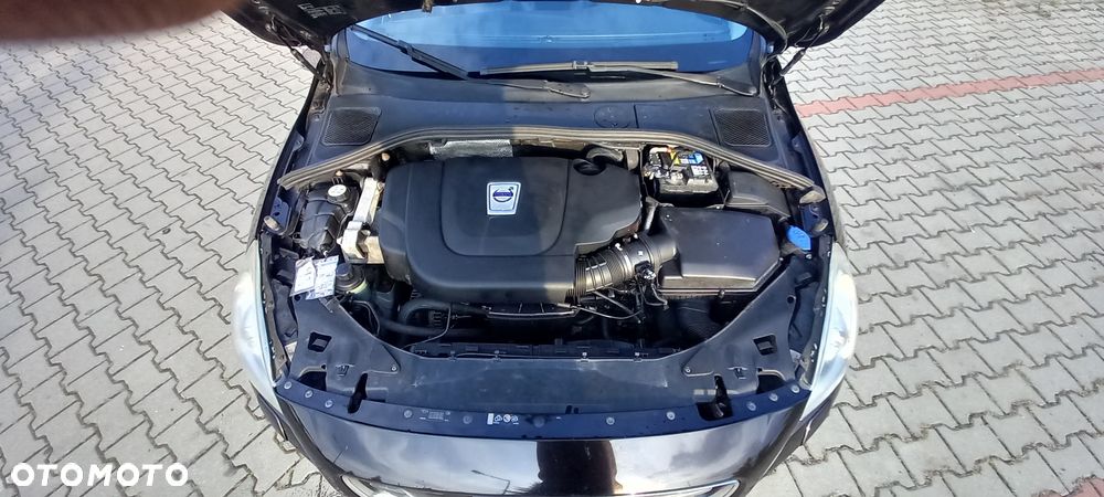 Volvo V60 D5 Geartronic Summum - 7