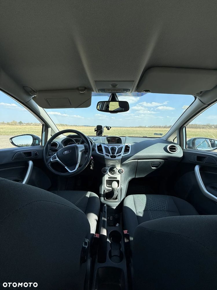 Ford Fiesta 1.4 Titanium - 8