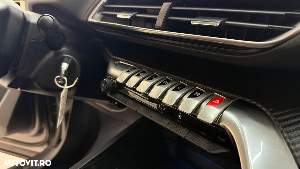 Peugeot 5008 - 22
