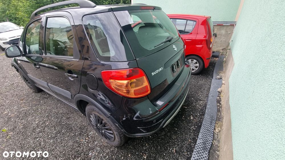 Suzuki SX4 1.6 VVT 4x4 Club - 3