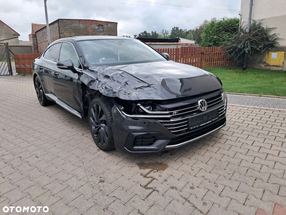 Volkswagen Arteon 2.0 TSI DSG R-Line - 9
