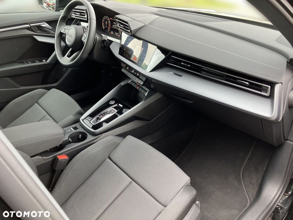 Audi A3 Sportback - 17