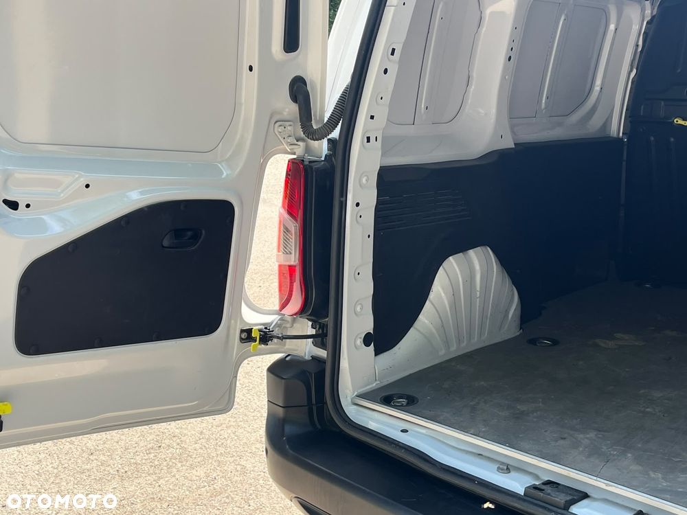Toyota ProAce Kombi D-4D Medium 2,6t - 10