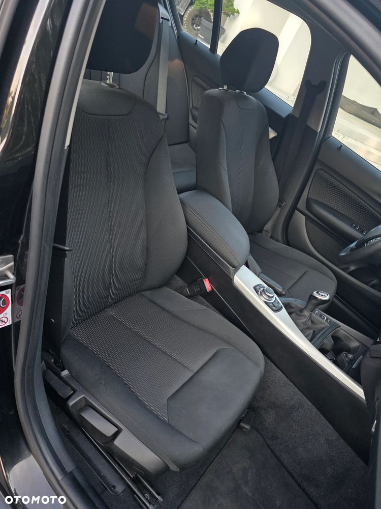 BMW Seria 1 118d Edition Metropolitan - 29