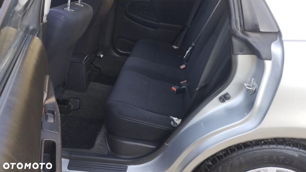 Subaru Impreza 1.6 TS - 10