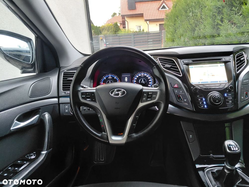 Hyundai i40 Kombi blue 1.7 CRDi Premium - 23