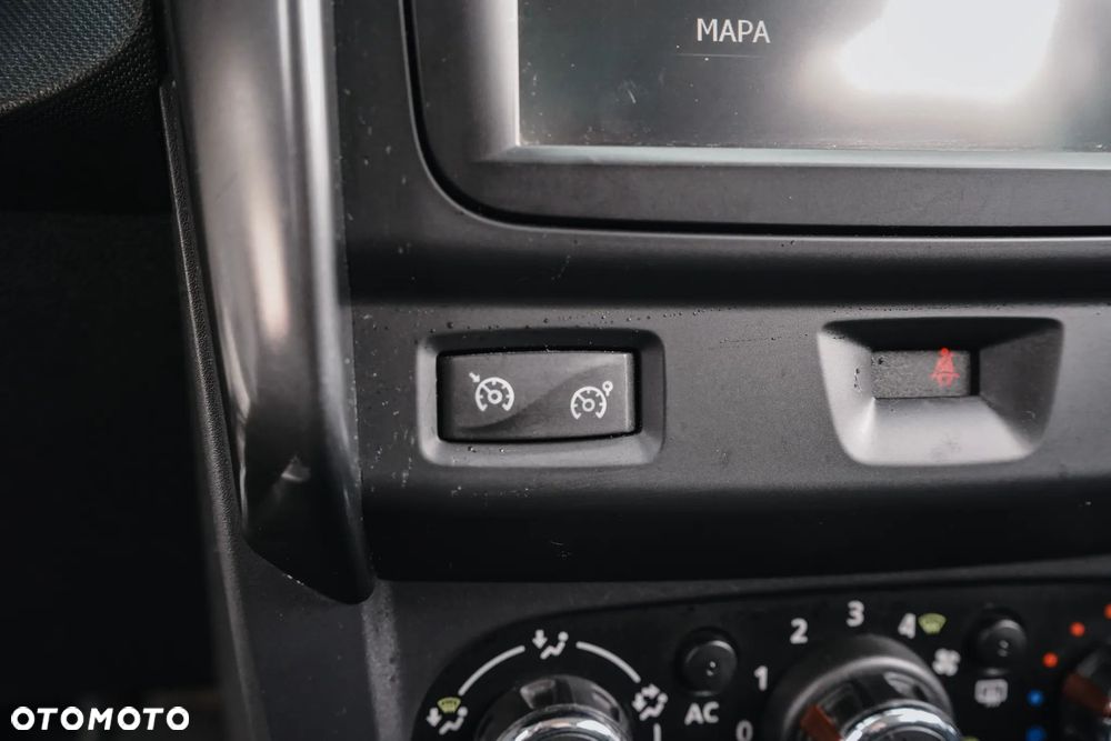 Dacia Duster 1.2 TCe Prestige S&S EU6 - 26