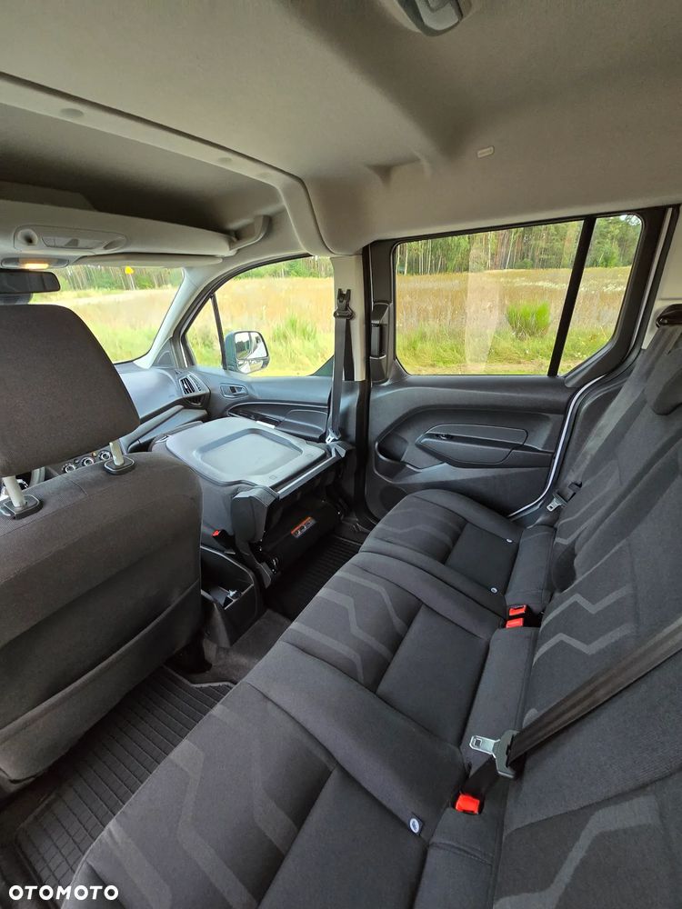 Ford Tourneo Connect - 6