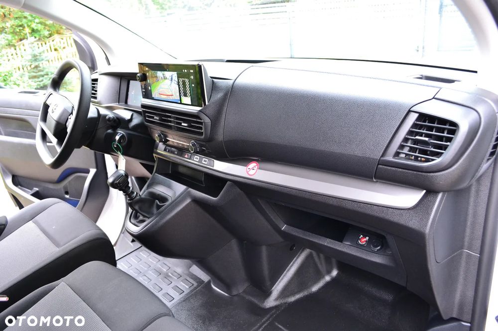 Opel Vivaro - 30