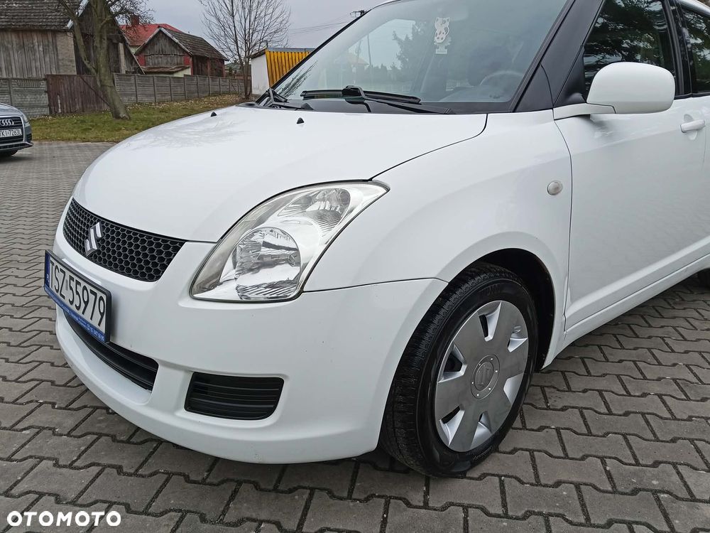 Suzuki Swift 1.3 Black and White - 3