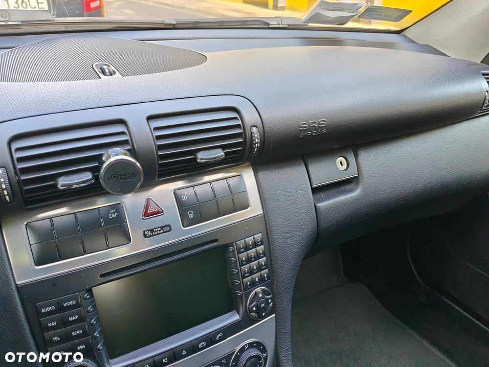 Mercedes-Benz Klasa C 200 CDI Automatik DPF Sport Edition - 13