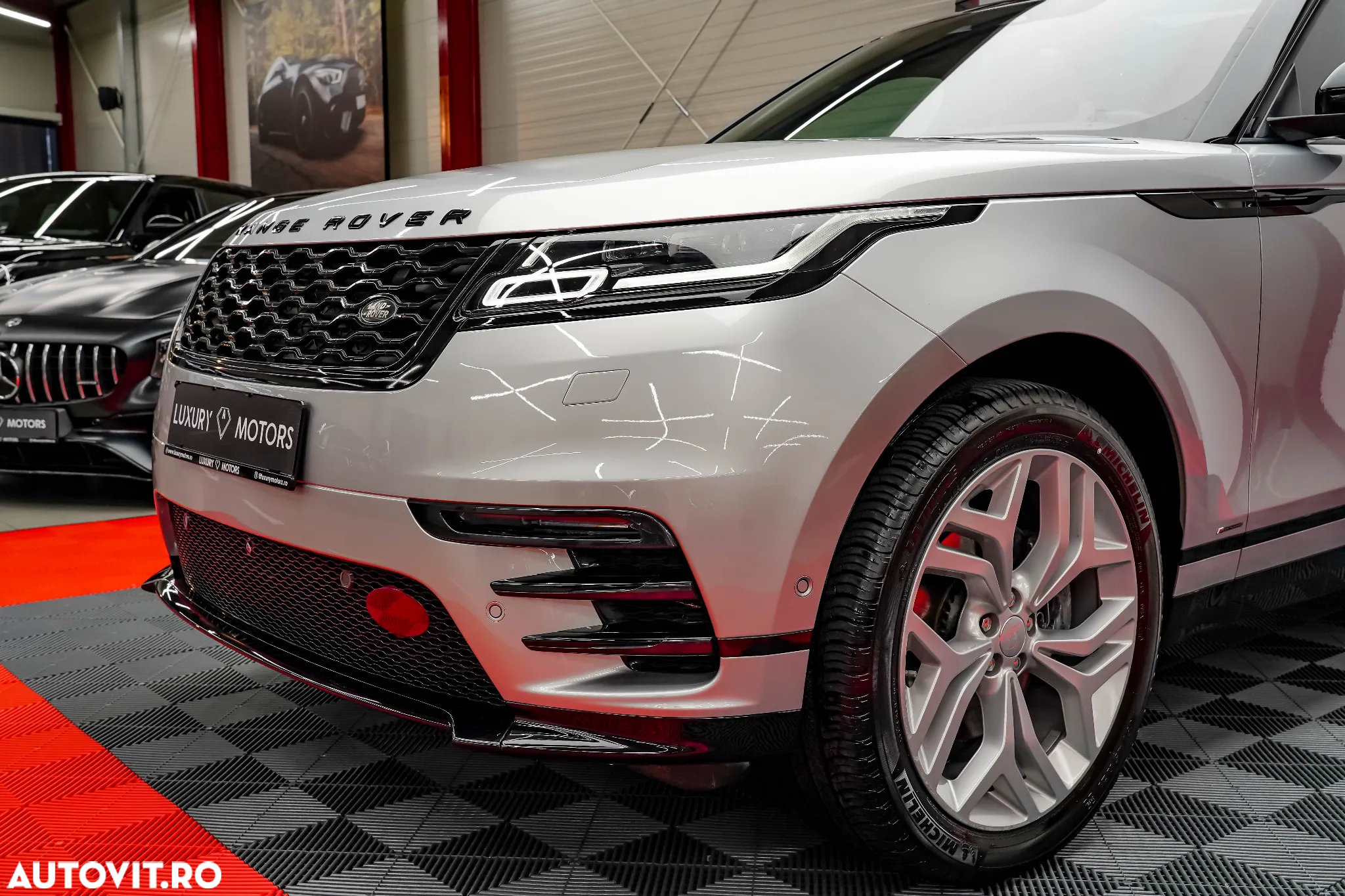 Land Rover Range Rover Velar R-Dynamic 2.0 D200 MHEV HSE - 17