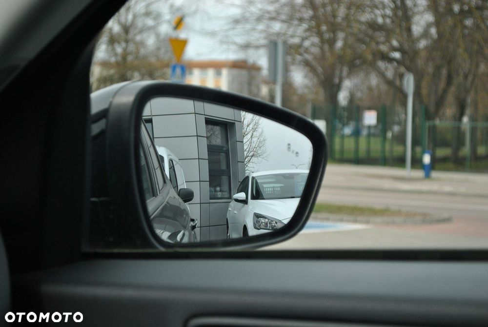 Ford Kuga 2.5 FHEV FWD Titanium X - 37