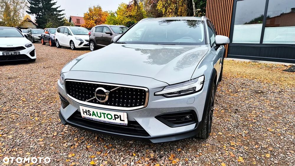 Volvo V60 B5 B AWD Plus Bright - 3