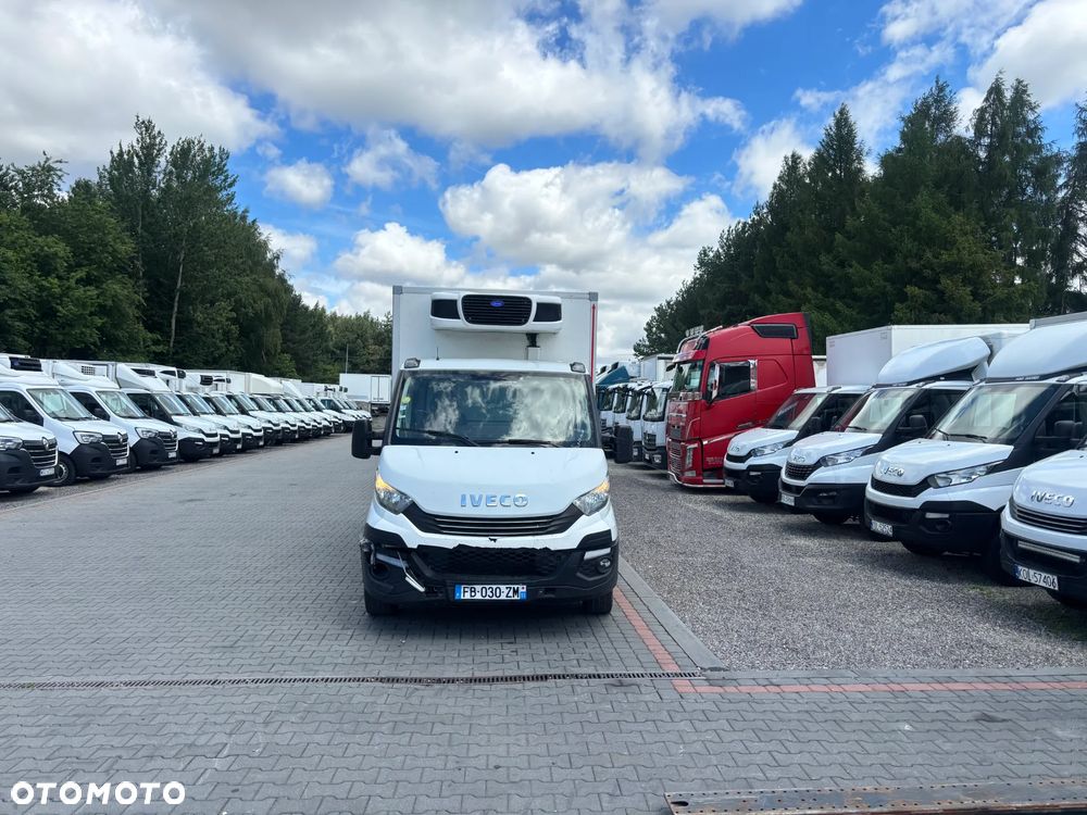 Iveco 35S13,,35S14,,35S15 CHLODNIA KONTENER PODWOZIE DO ZABUDOWY 80 SZTUK NA PLACU DUZY WYBOR - 2