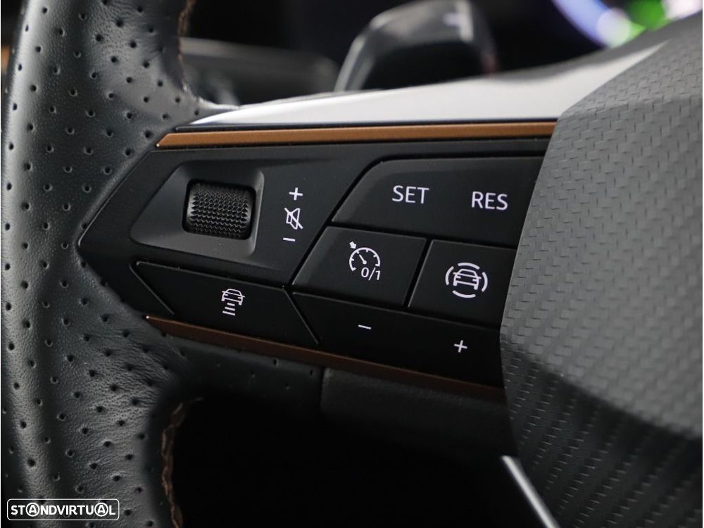 Cupra Formentor 1.4 e-Hybrid DSG - 35