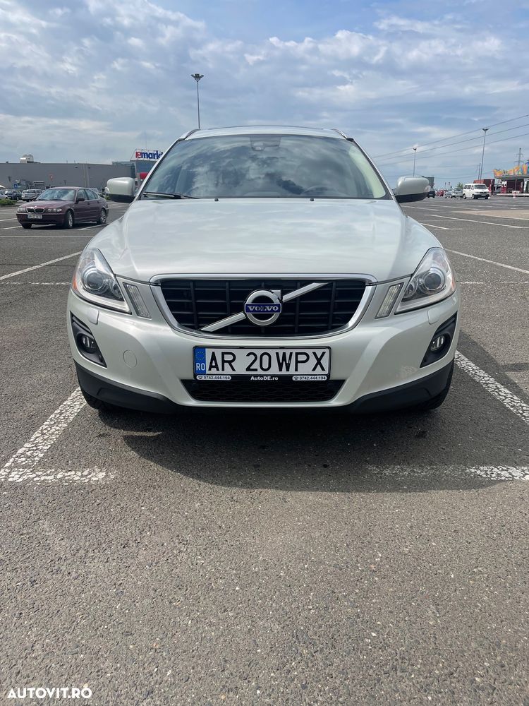 Volvo XC 60 2.4D AWD Momentum - 1