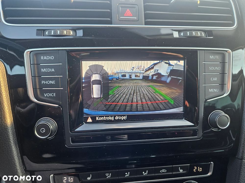 Volkswagen Golf 1.4 TSI BlueMotion Technology DSG Cup - 28