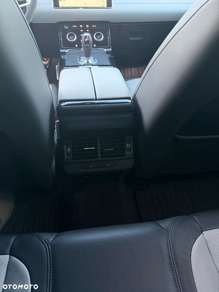 Land Rover Range Rover Evoque 2.0 D200 mHEV R-Dynamic SE - 33
