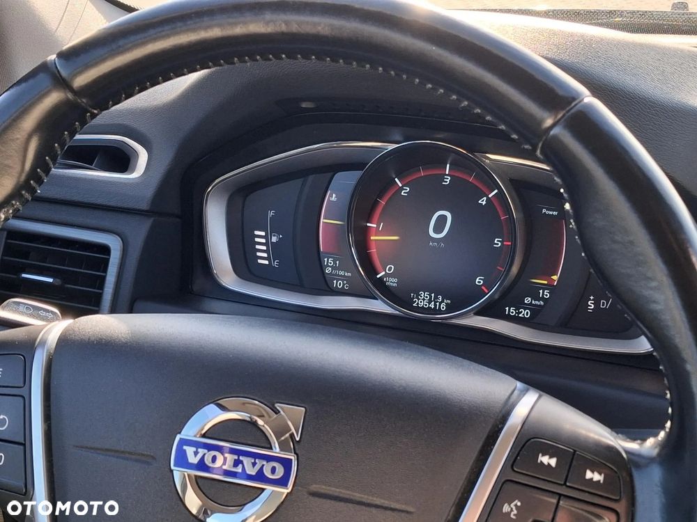 Volvo V70 D4 AWD Summum - 11