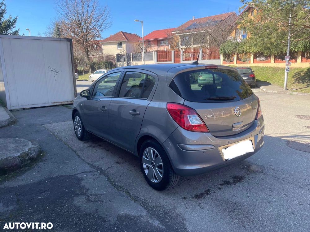 Opel Corsa Cosmo - 5