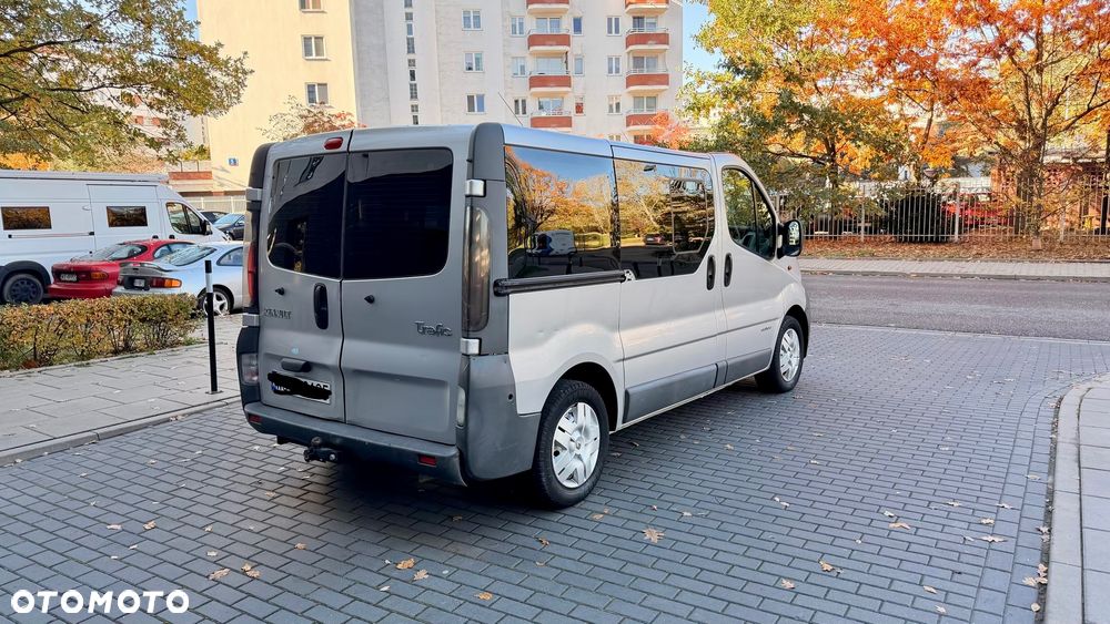 Renault Trafic 2005 photo 3
