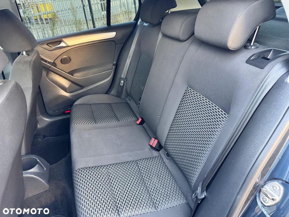 Volkswagen Golf VI 1.6 TDI Comfortline - 21