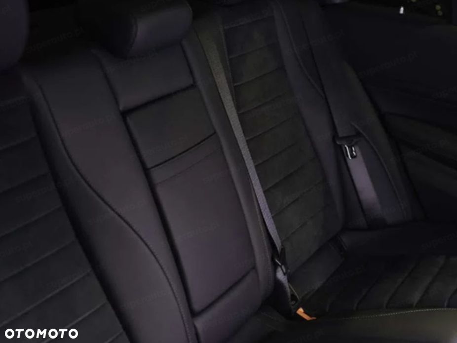 Mercedes-Benz GLE 300 d mHEV 4-Matic AMG Line - 13