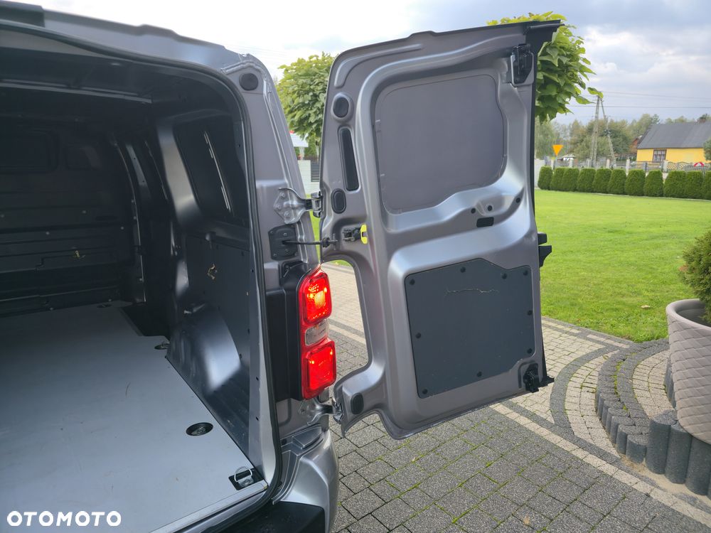 Opel Vivaro 2.0 CDTI Long 3,1t Enjoy (bryg.) - 24