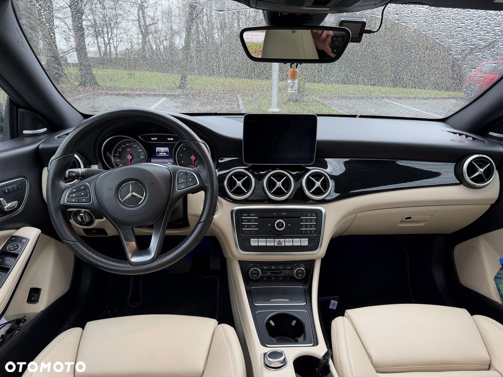 Mercedes-Benz CLA - 6